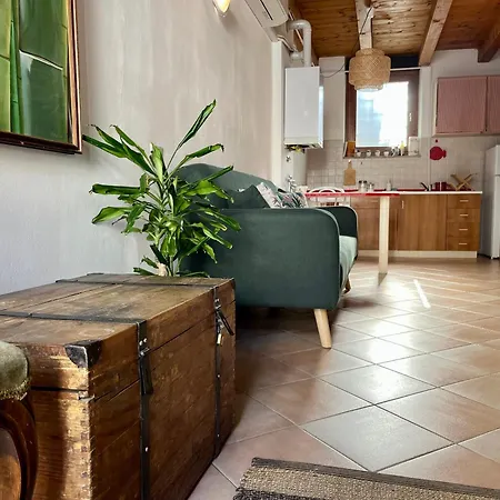 Lejlighed Bright, Cozy In The Heart Of