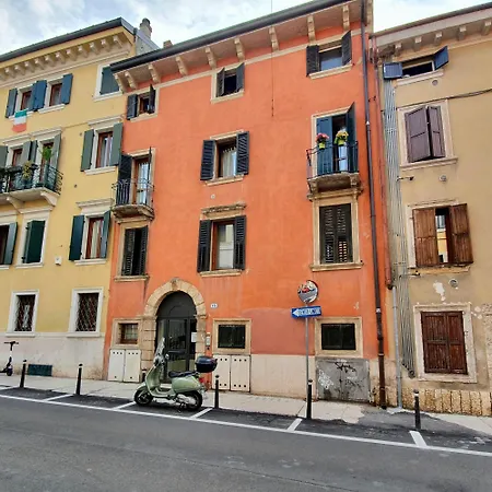 Appartamento Bright, Cozy In The Heart Of *